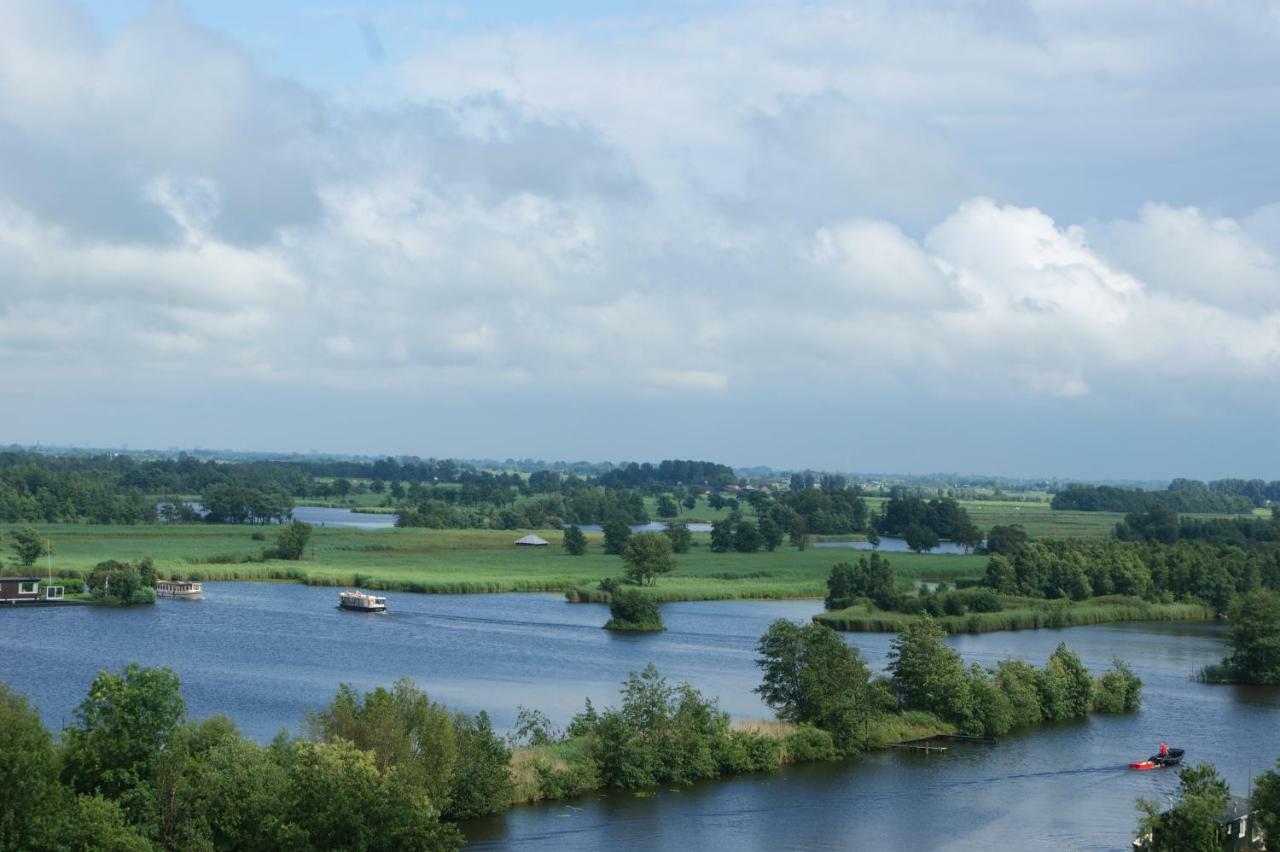 Hoeve Suydeinde Aarlanderveen Buitenkant foto